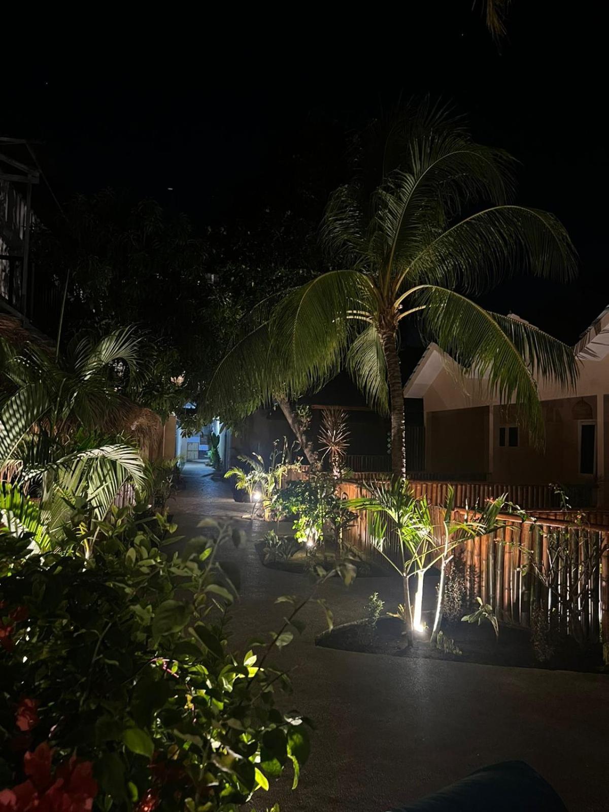 Living Trawangan Hotel Gili Trawangan Exterior foto